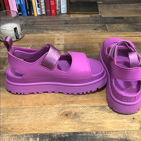 UGG Purple Women's Sandals - Picture 5 of 5